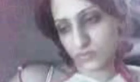 lesbian menjilati dan indosex apk mempermainkan vagina