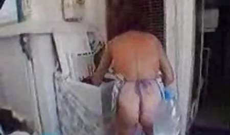 Sonia milf Fucks her pussy dan menggosok Klitoris indosex pembantu untuk orgasme