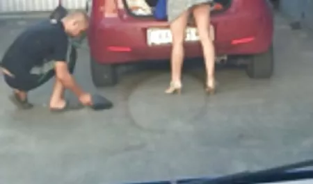 Toket besar Leanne crow bermain dengan rakasa nya indosexselingkuh Payudara di taman
