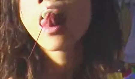 Telan sperma titit besar Carly abu-abu kasar tenggorokan indosexpns apaan