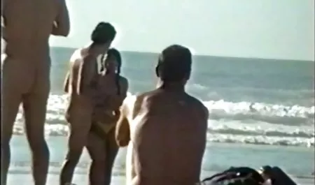 Toket kencang indosex mastrubasi rambut pirang Dani Arcadia Fucks merah besar Dildo