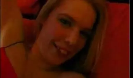Sexy girl show 3gpindosex webcam